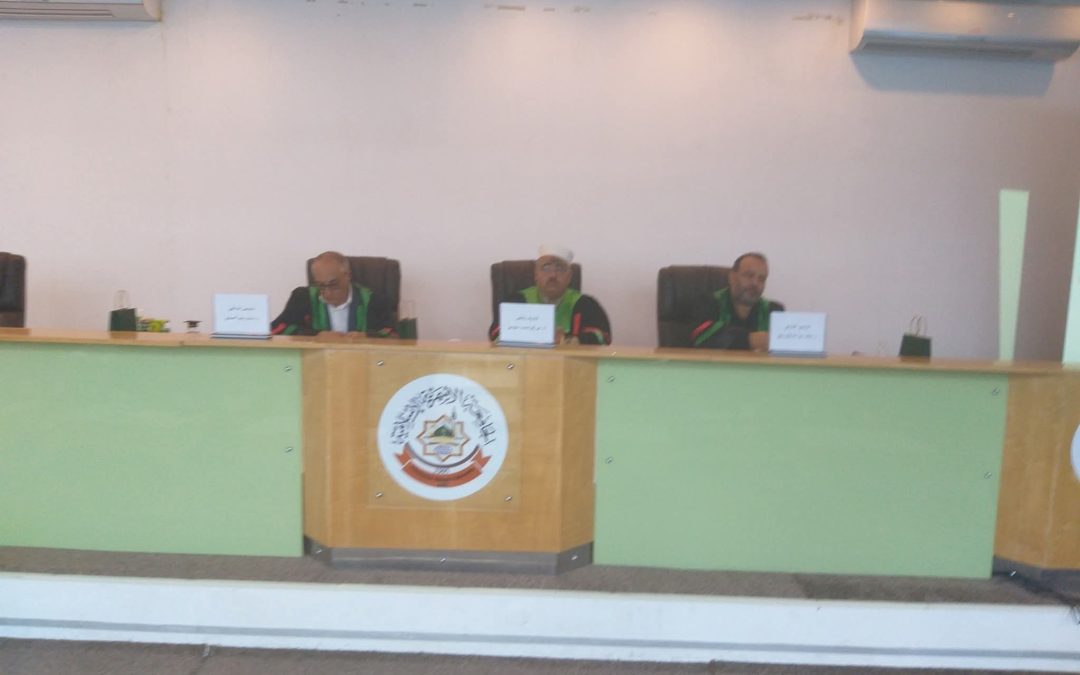 مناقشة رسالة علمية ببرنامج الأدب والنقد