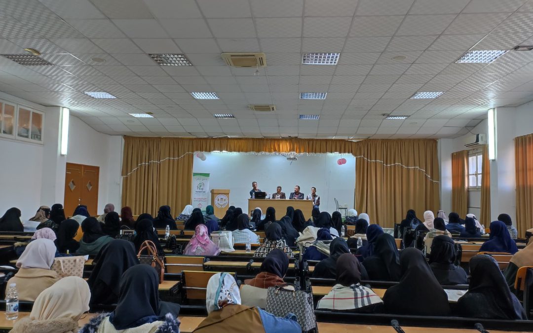 قسم الدراسات الإسلامية يستضيف فريق “معًا للتوعية الأسرية والمجتمعية”