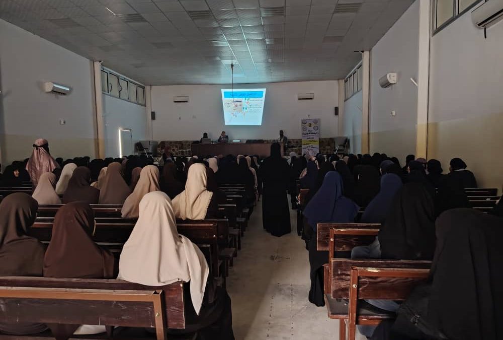 واصلت حملة اليقظة الدوائية 2 فعالياتها التوعوية بمدرسة الزهراء للتعليم الثانوي للبنات و معهد الزهراء المتوسط للمهن الإدارية للبنات