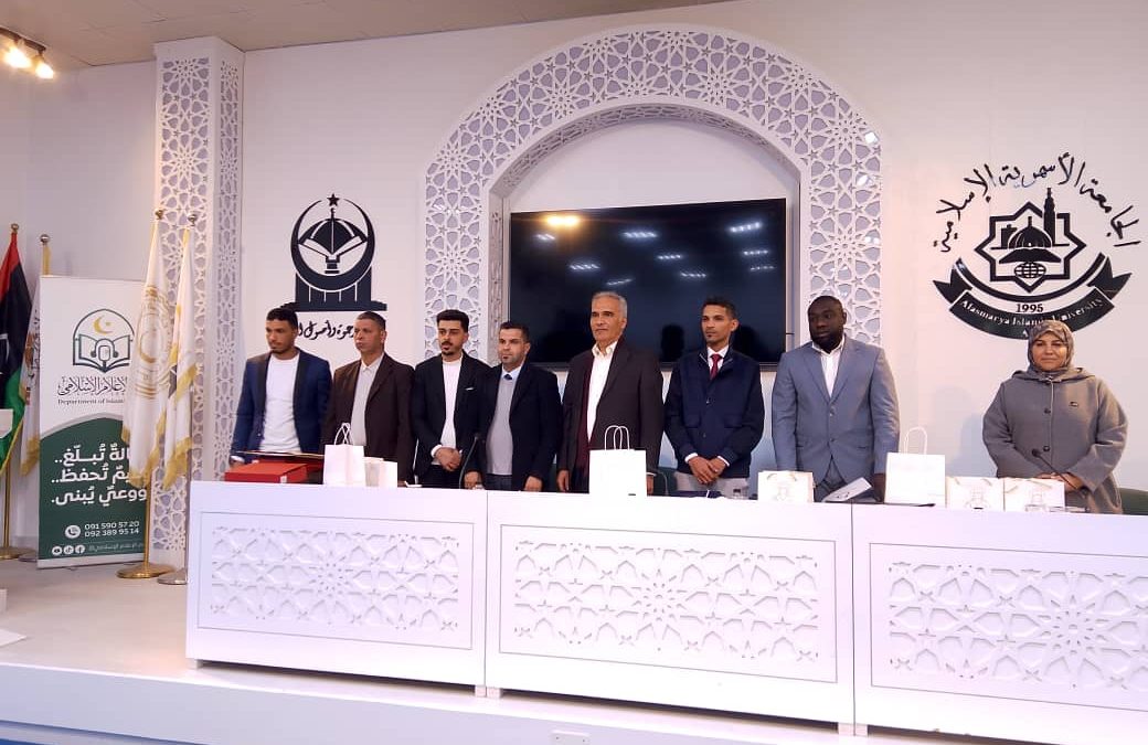 مناقشة مشاريع التخرج بقسم الإعلام الإسلامي