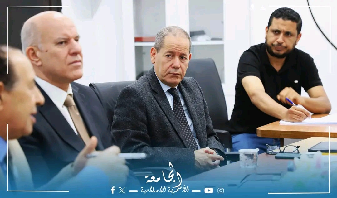الحوارية العلمية بعنوان: “التأثيرات المناخية وتأثيراتها على السكان (التصحر والبيئة)”