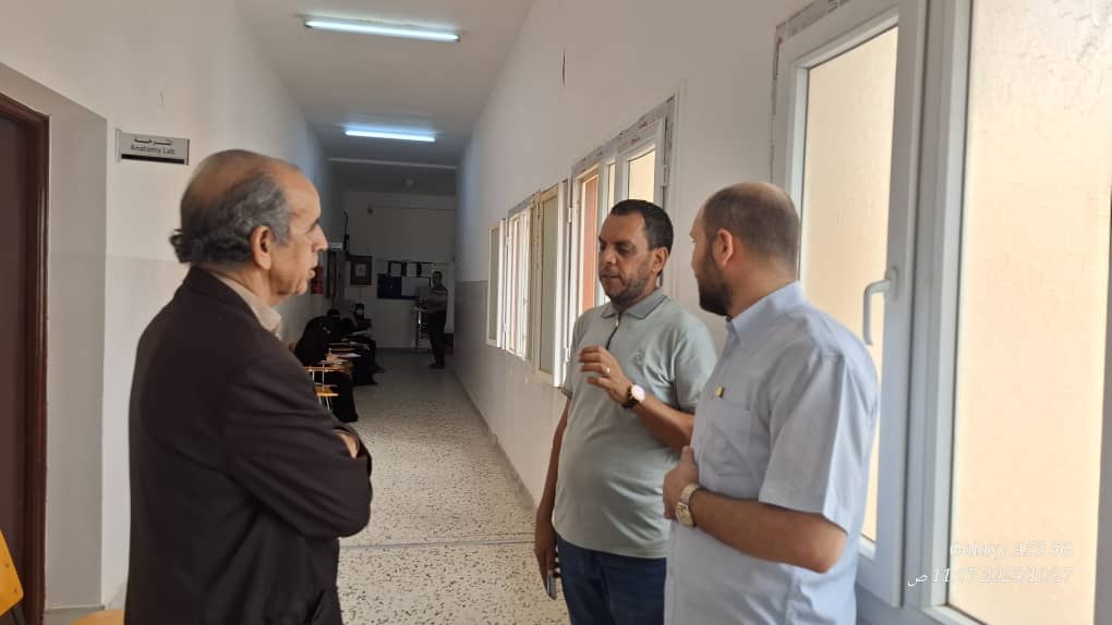 #متابعات زيارة مدير مركز زليتن الطبي للكلية