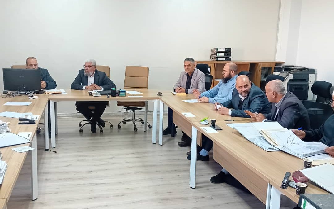 اجتماع لجنة أعضاء هيئة التدريس بالجامعة